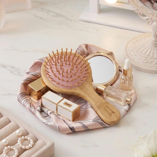 bamboo hair brush (handbag size)